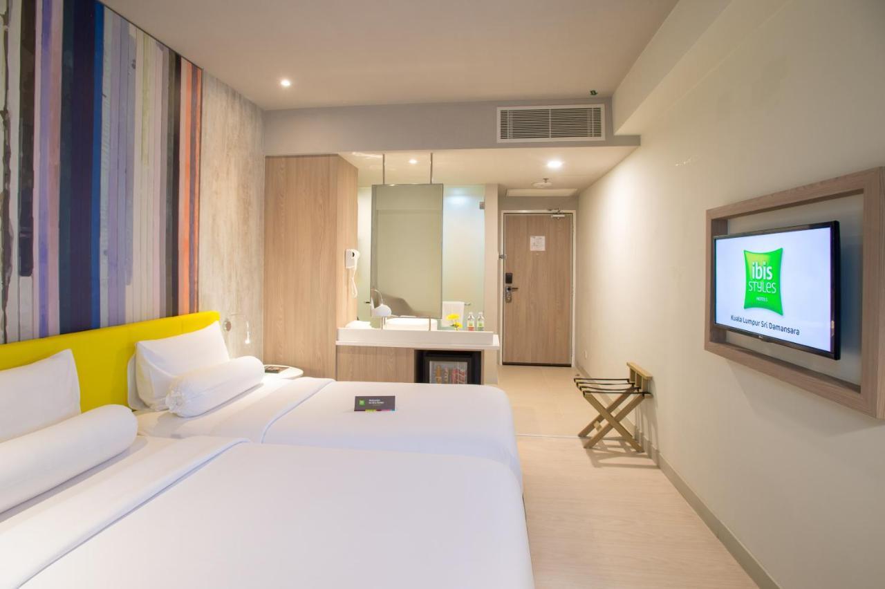 Отель Ibis Styles Kuala Lumpur Sri Damansara Петалинг-Джая Экстерьер фото