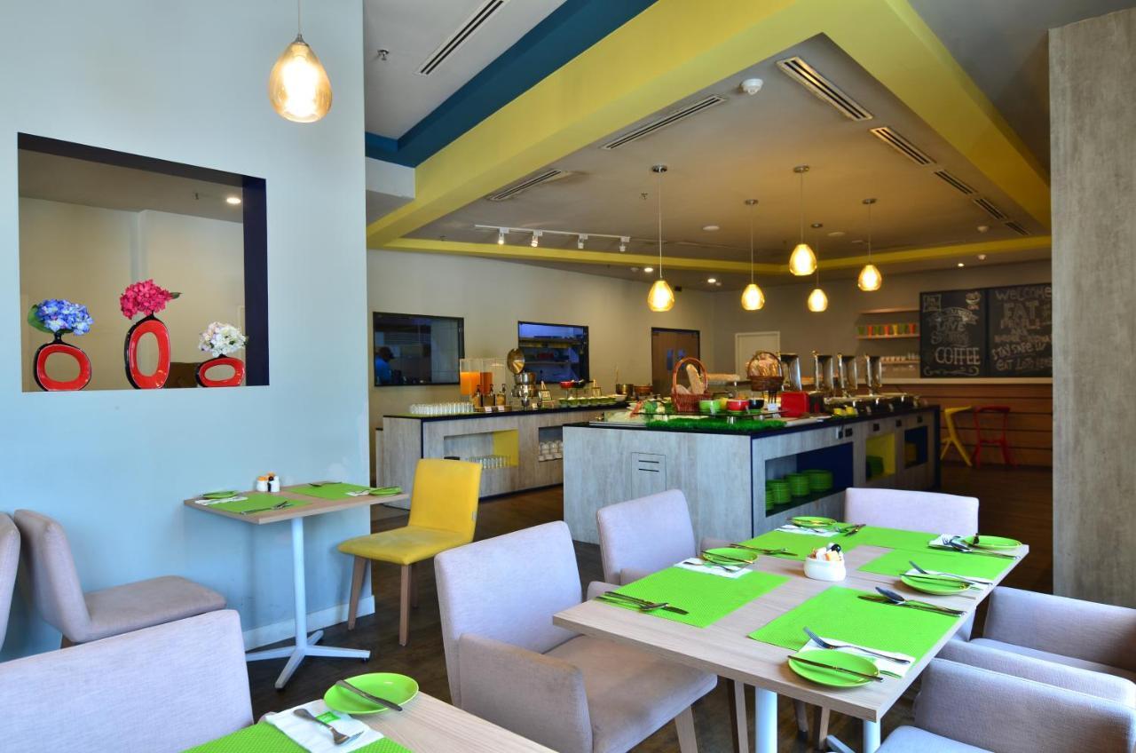 Отель Ibis Styles Kuala Lumpur Sri Damansara Петалинг-Джая Экстерьер фото