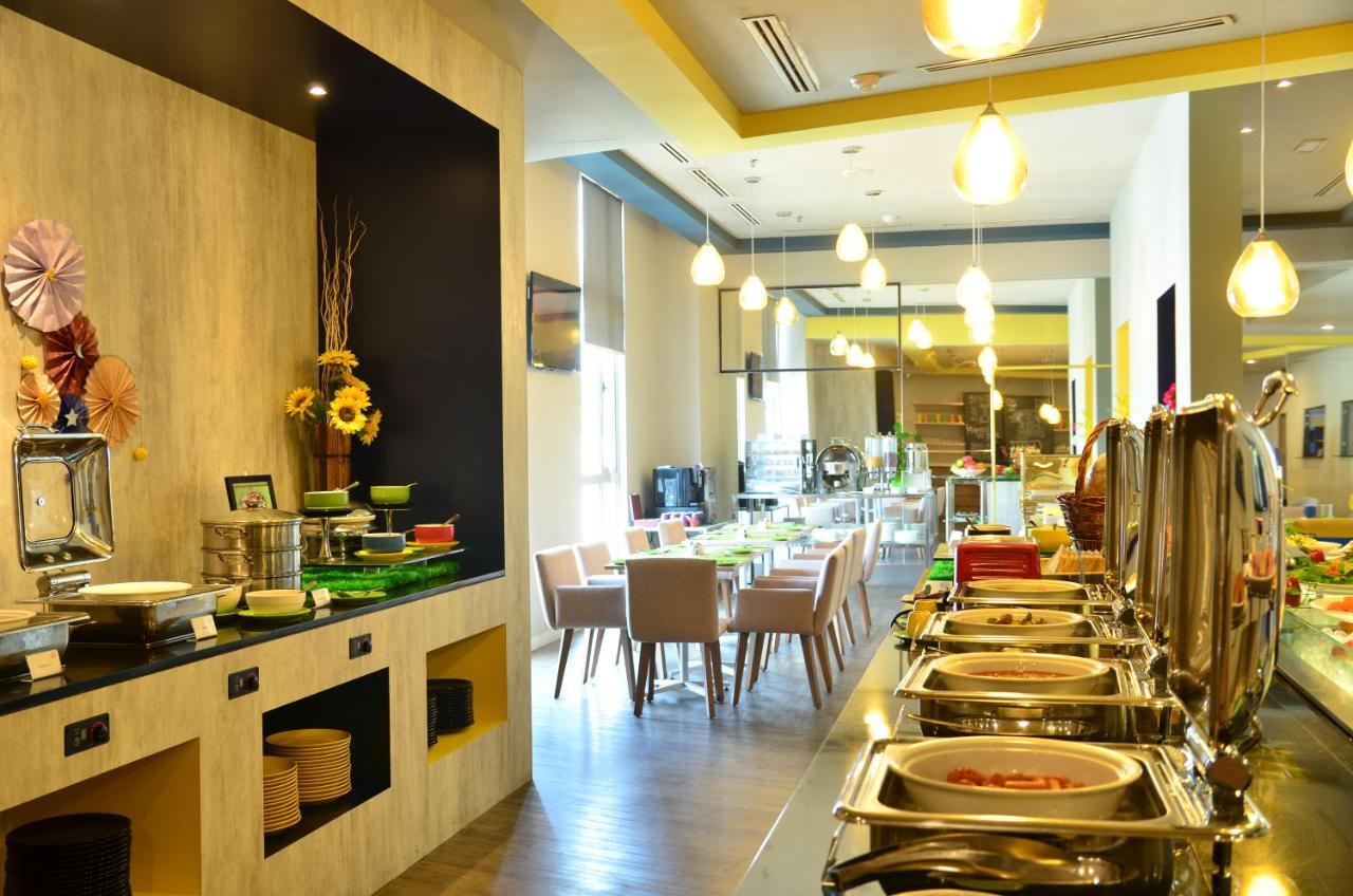 Отель Ibis Styles Kuala Lumpur Sri Damansara Петалинг-Джая Экстерьер фото